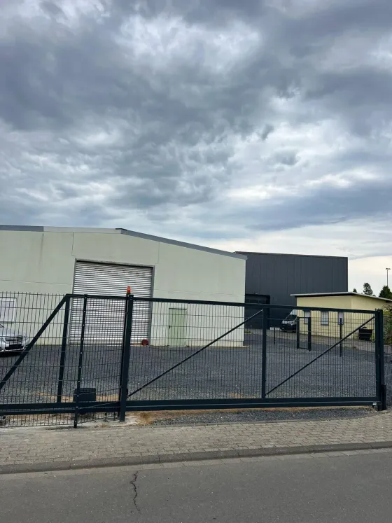 Industriezaun in Saarland - fachgerechte Ausführung vor Ort
